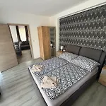 Silver Lelle Apartament *