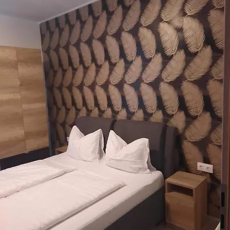 Silver Lelle בלטונללה