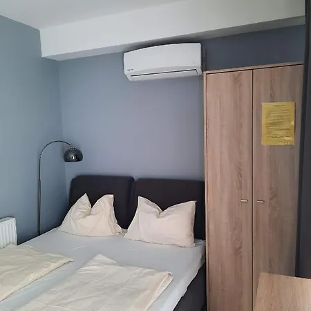 Silver Lelle בלטונללה