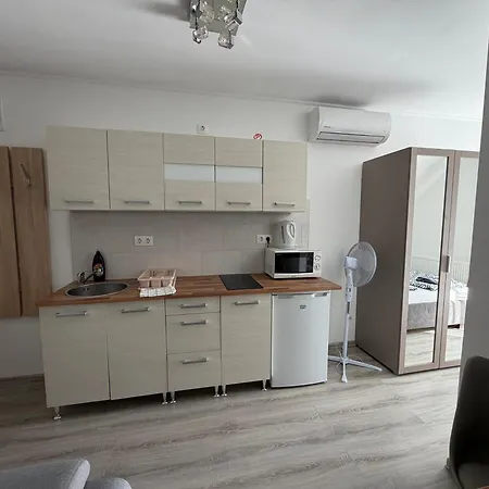 Silver Lelle Apartament *